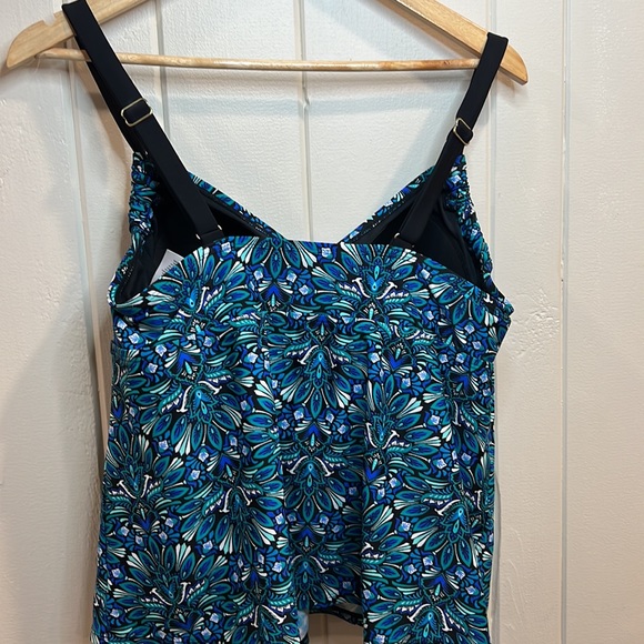Ava Viv Blue Print Swim Tankini - Picture 5 of 12